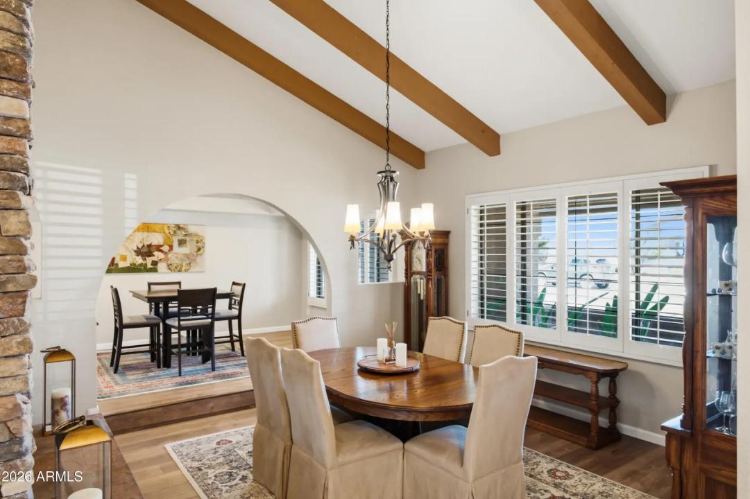 Real Estate Picture 7