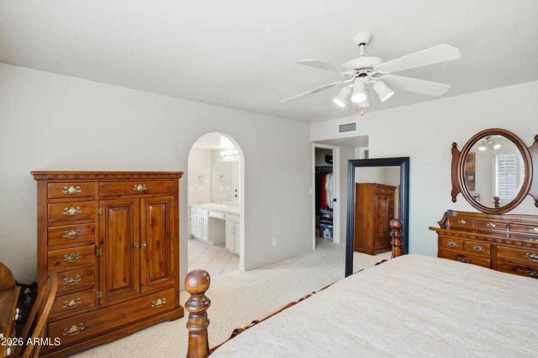 Real Estate Picture 26
