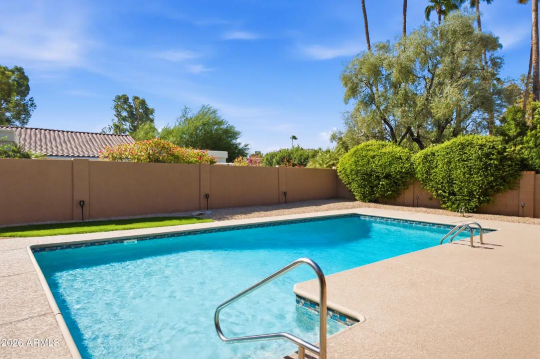 Real Estate Picture 36