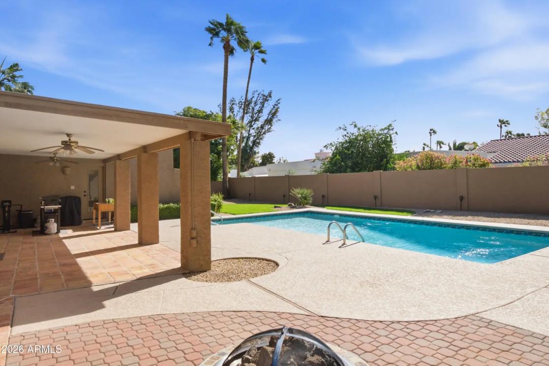 Real Estate Picture 38