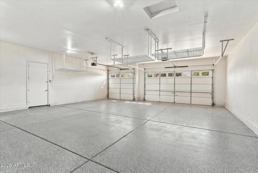 Real Estate Picture 16