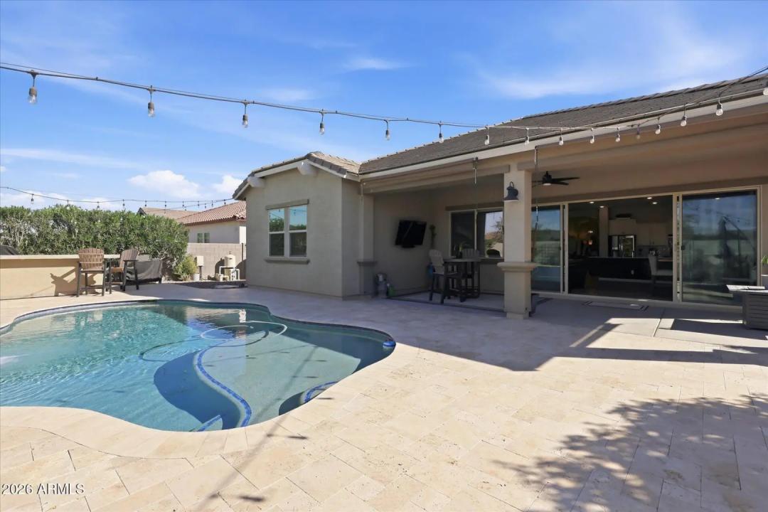 Real Estate Picture 19