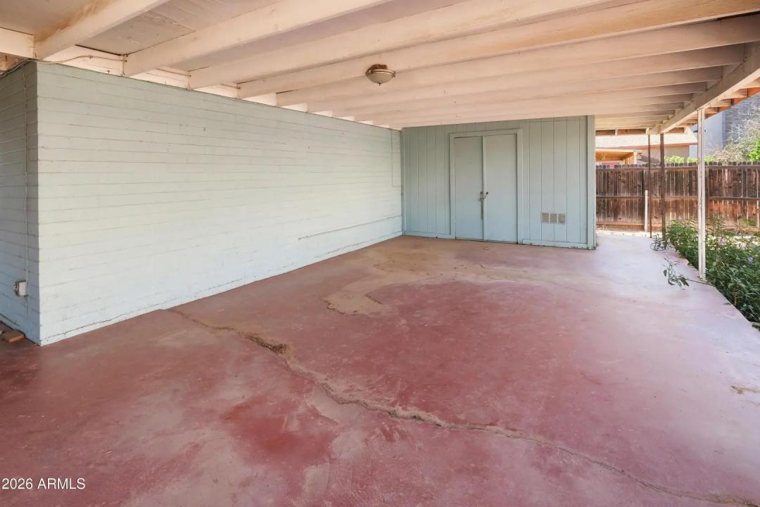 Real Estate Picture 13