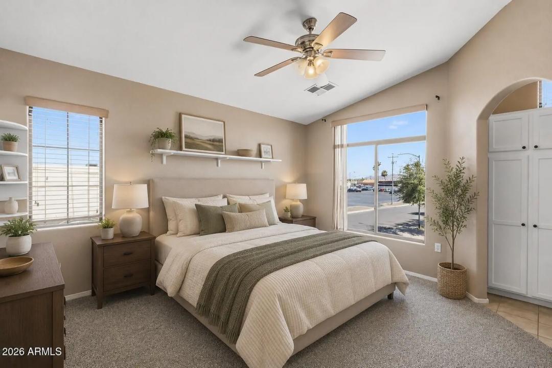 Real Estate Picture 17