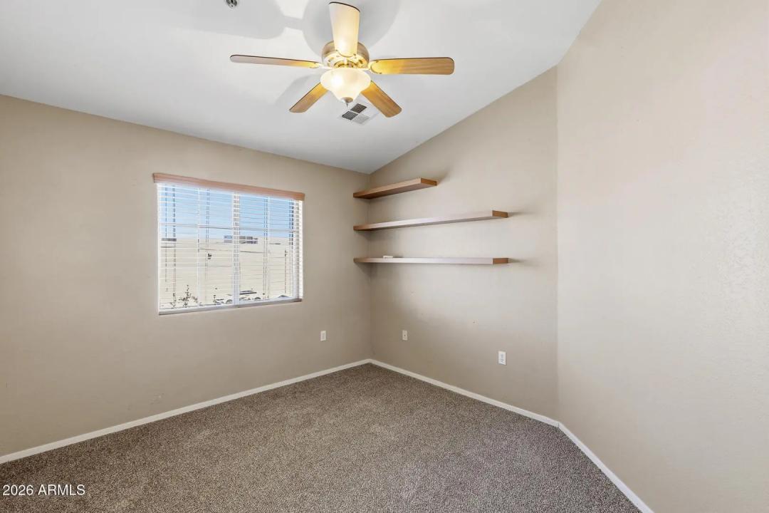 Real Estate Picture 21