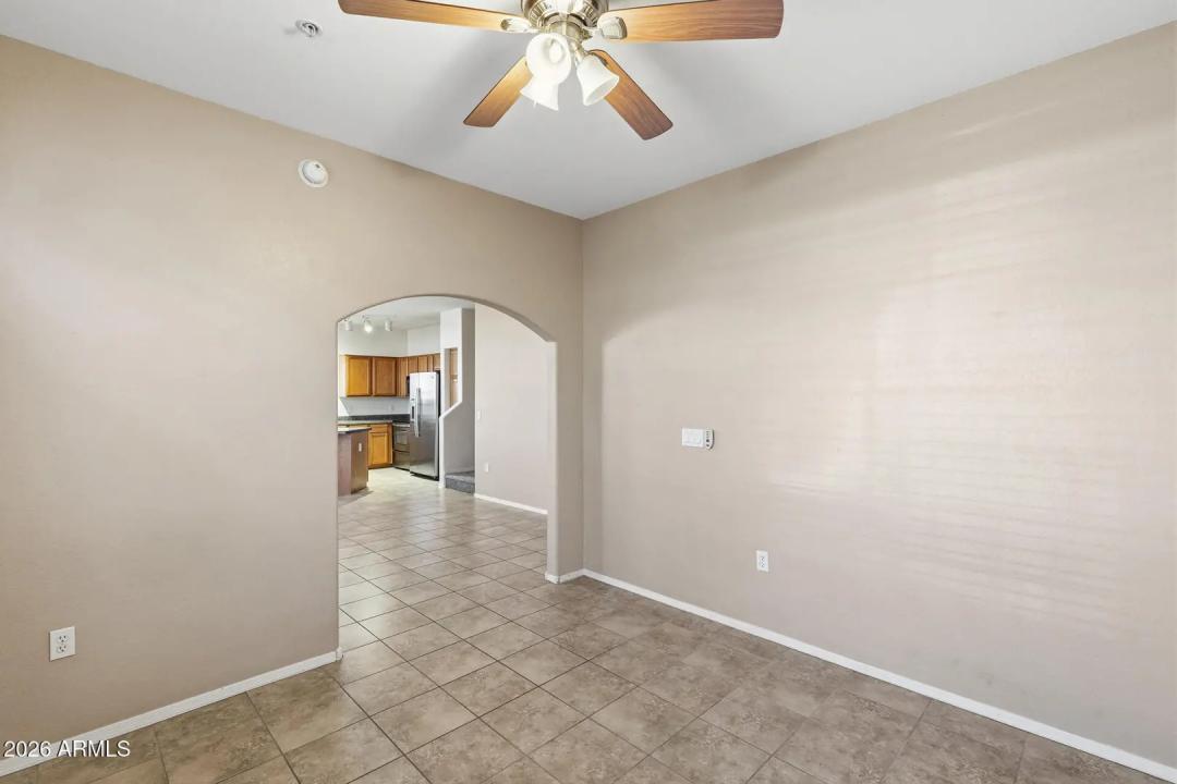 Real Estate Picture 11