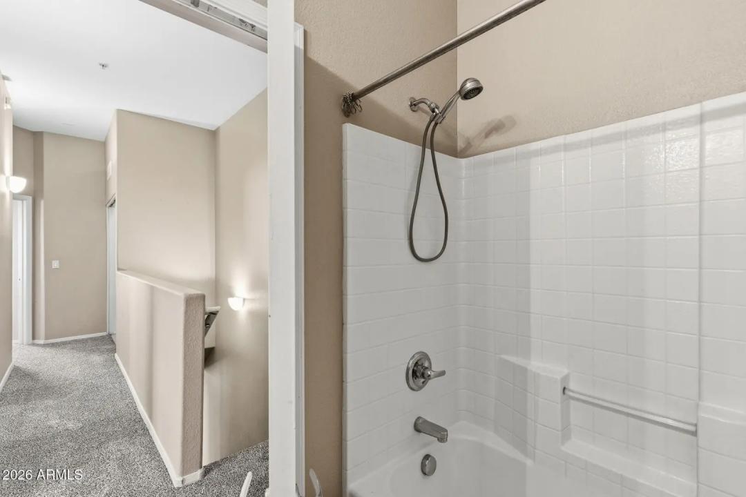 Real Estate Picture 25
