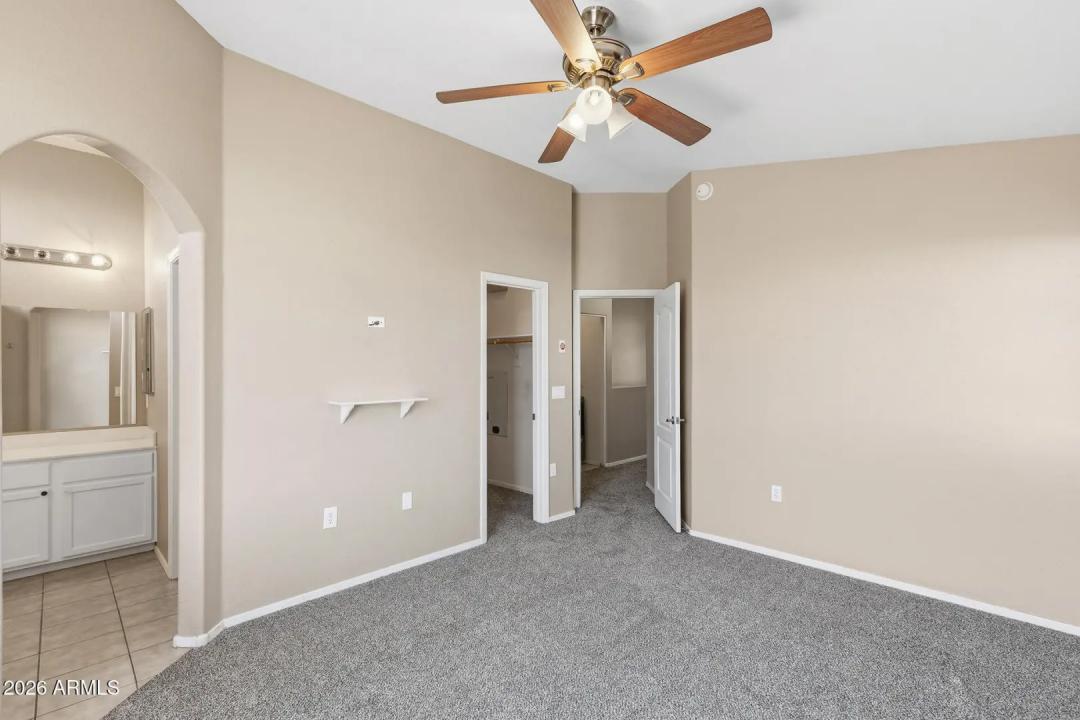 Real Estate Picture 16