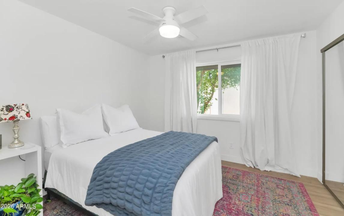 Real Estate Picture 27