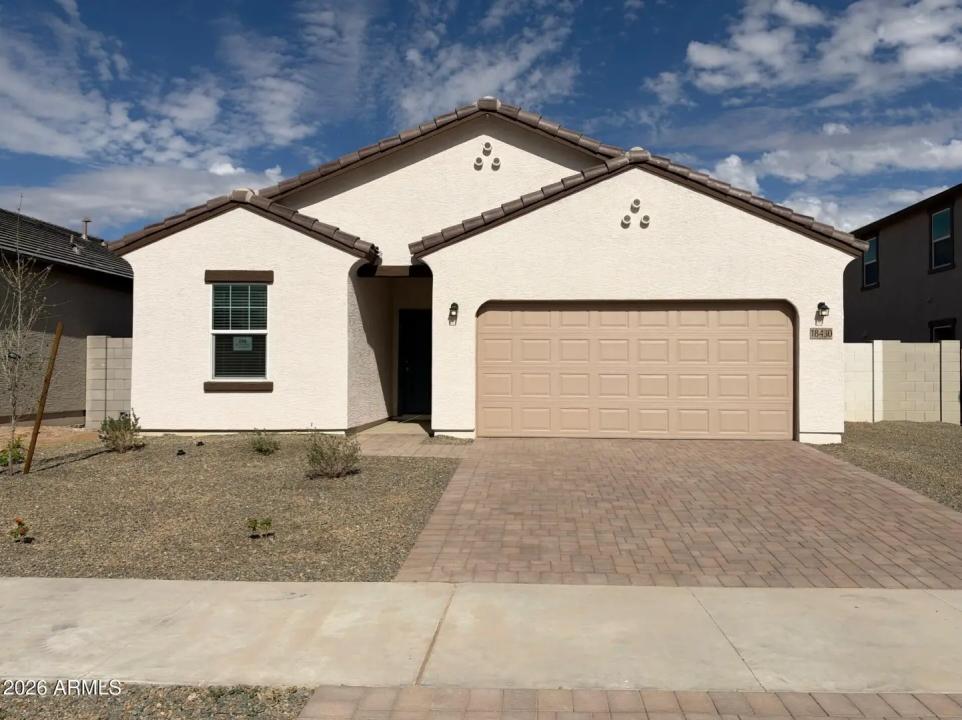 Real Estate Picture 1