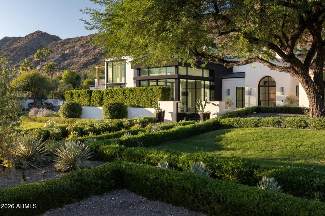 Real Estate Picture 2