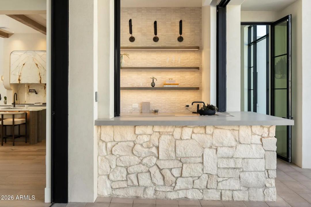 Real Estate Picture 44