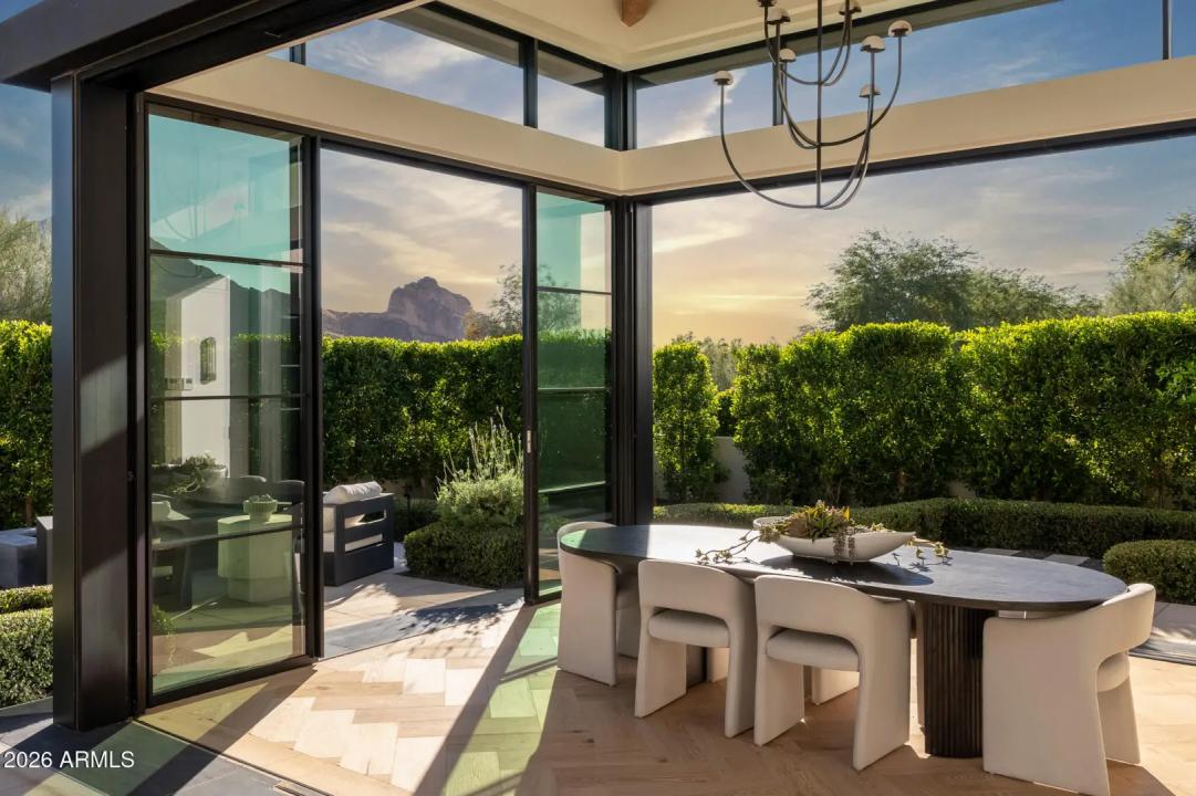 Real Estate Picture 15