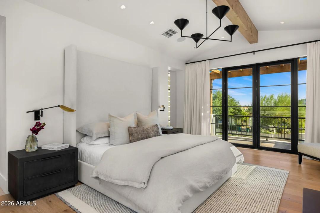 Real Estate Picture 21