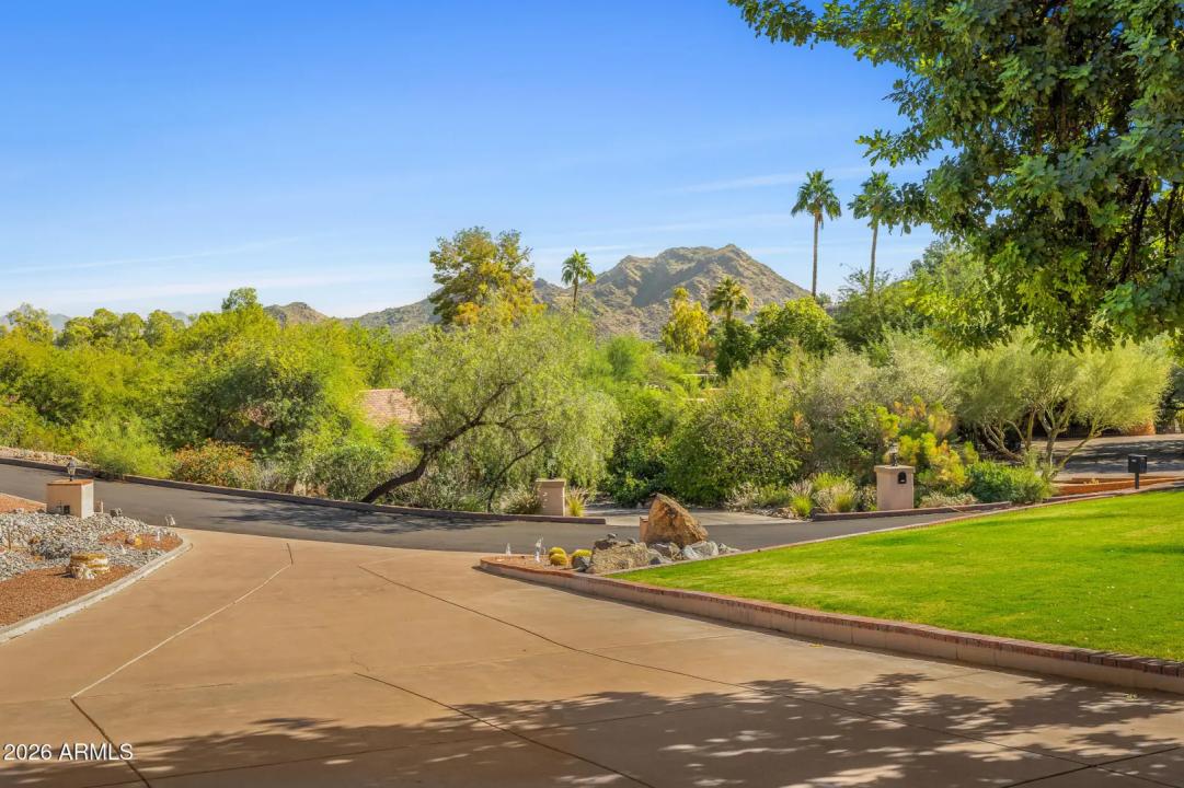 Real Estate Picture 2