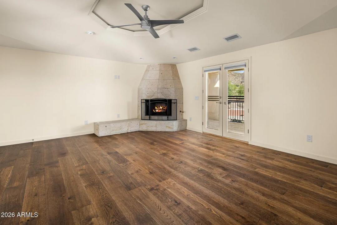Real Estate Picture 13
