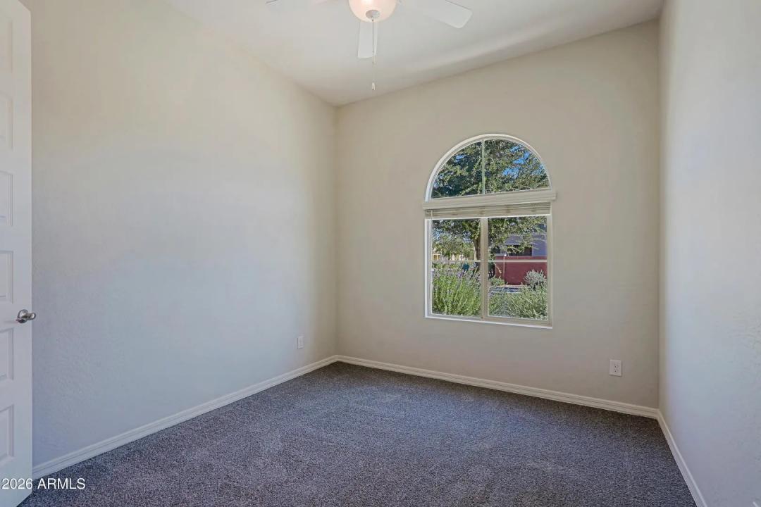 Real Estate Picture 35