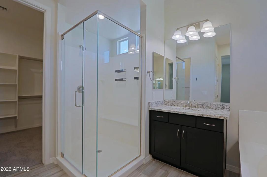 Real Estate Picture 20