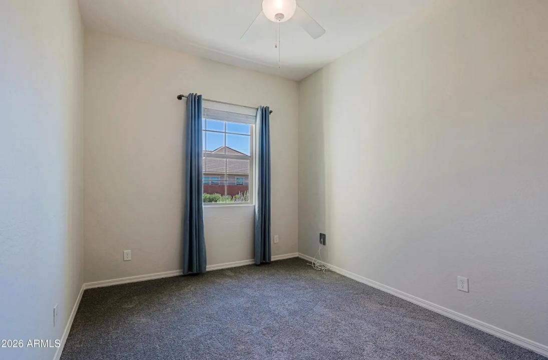 Real Estate Picture 38