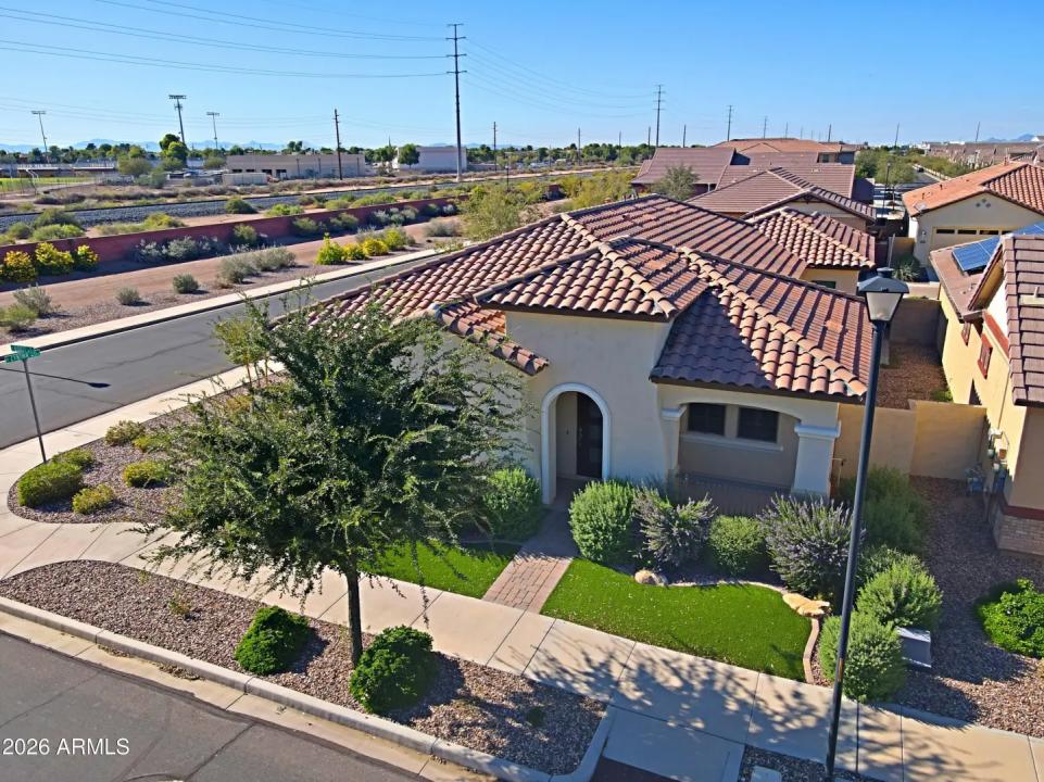 Real Estate Picture 47