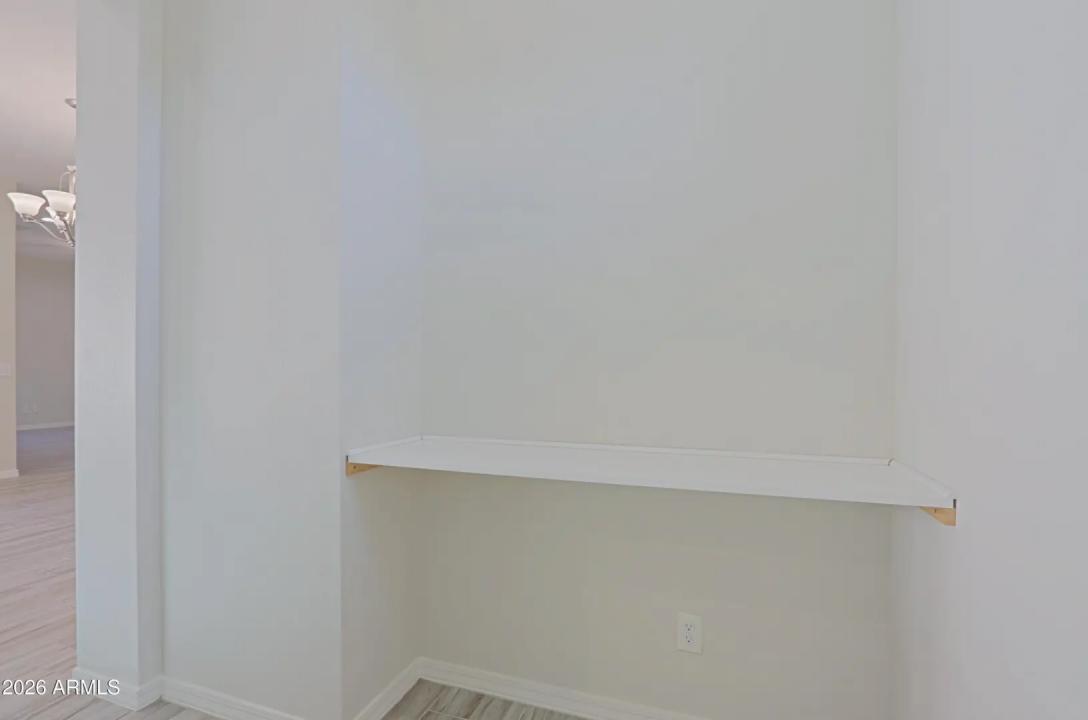 Real Estate Picture 22