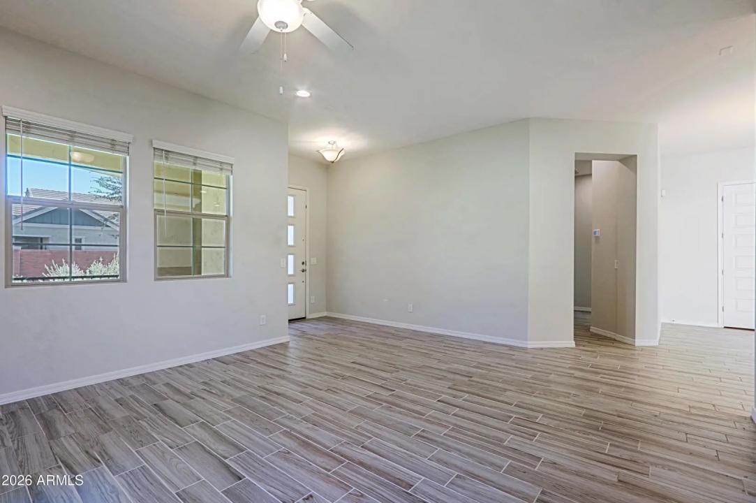 Real Estate Picture 19