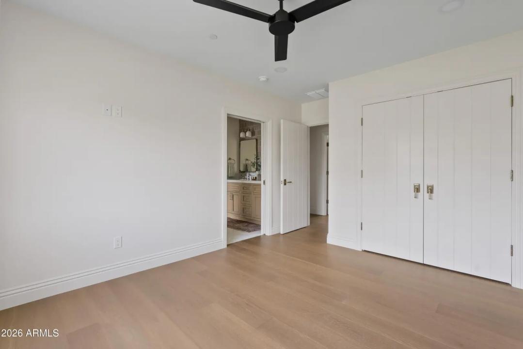 Real Estate Picture 38