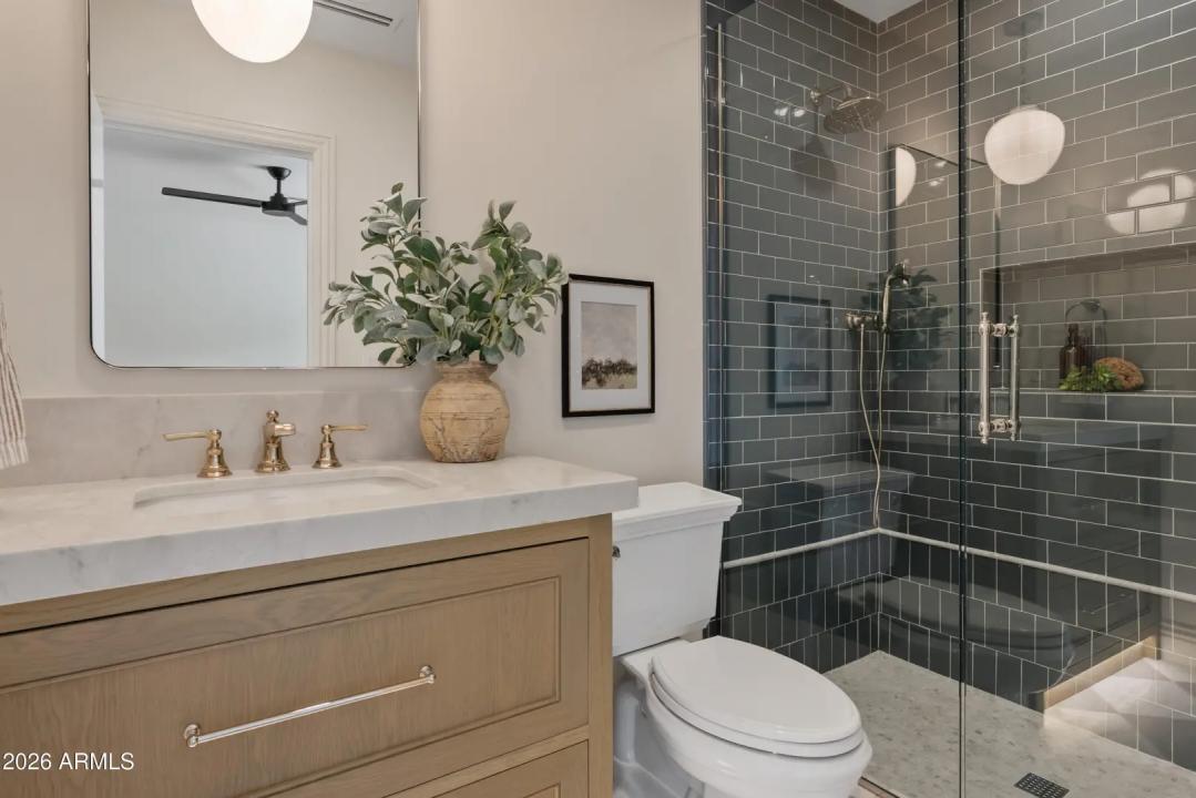 Real Estate Picture 44