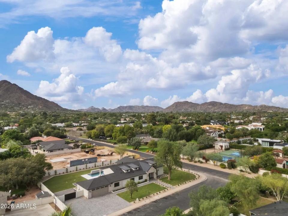 Real Estate Picture 55