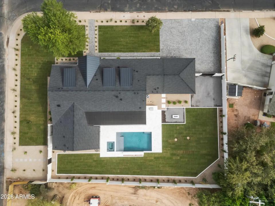 Real Estate Picture 48