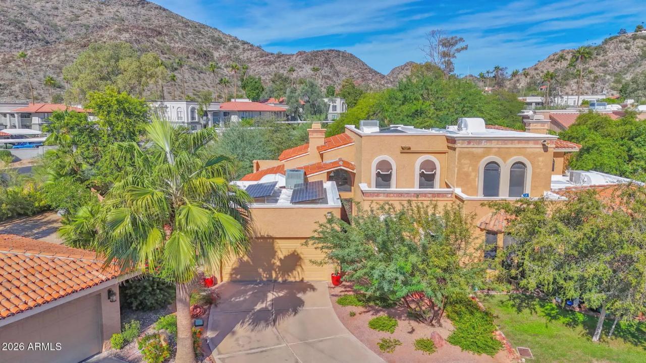 Real Estate Picture 1