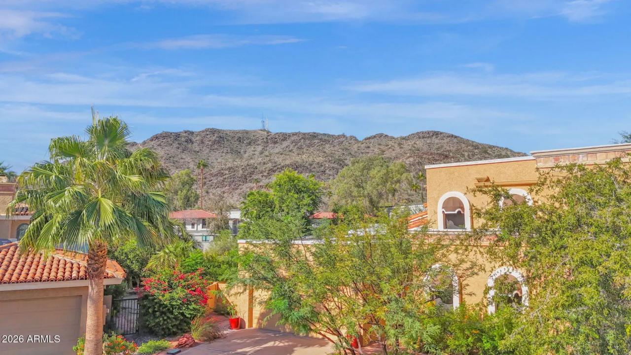 Real Estate Picture 6