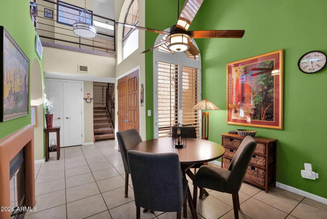 Real Estate Picture 25