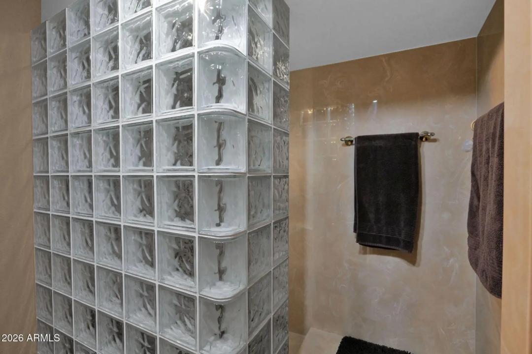 Real Estate Picture 33