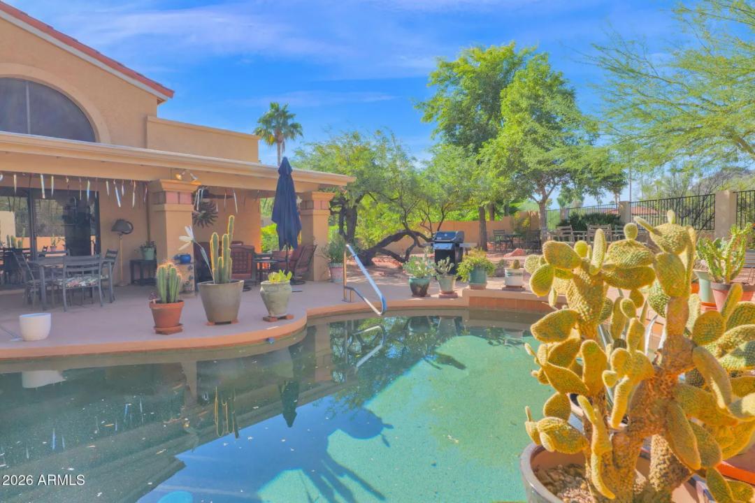 Real Estate Picture 50