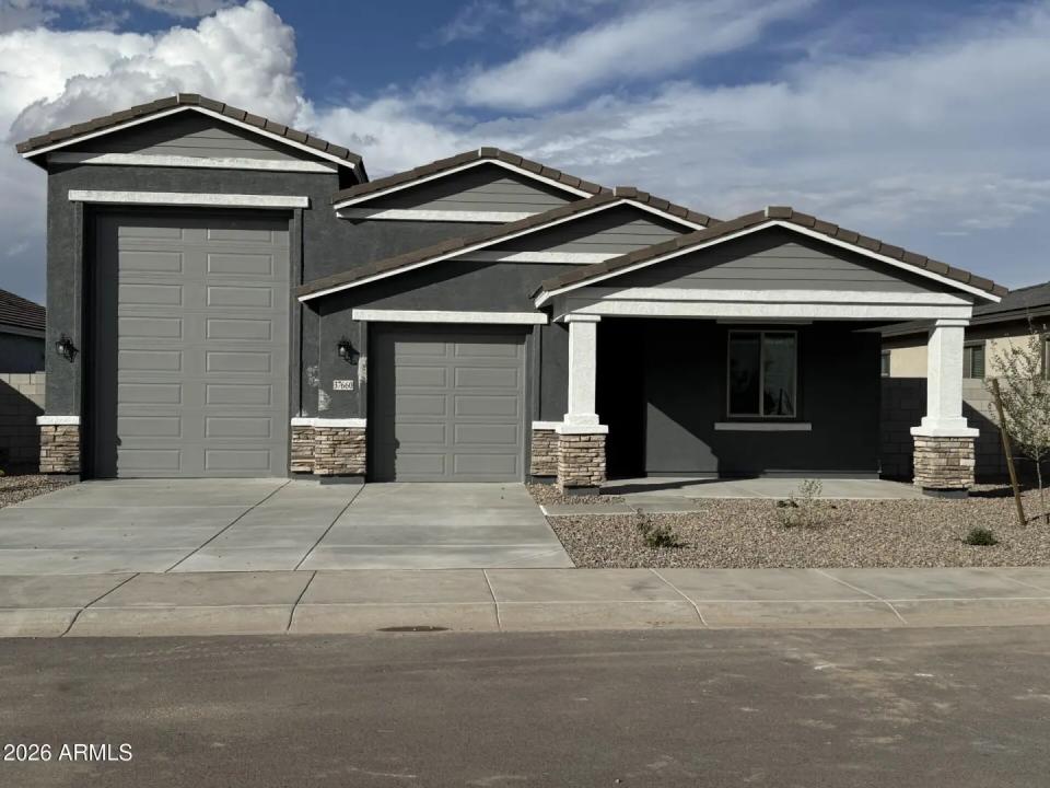Real Estate Picture 2